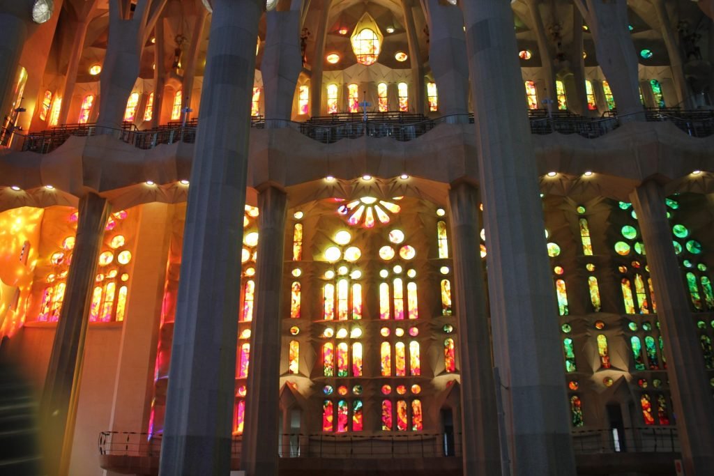 Sagrada Família - Interior da Basílica - Barcelona