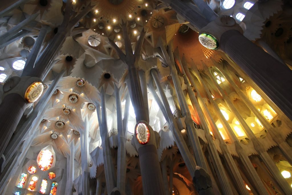Sagrada Família - Interior da Basílica - Barcelona