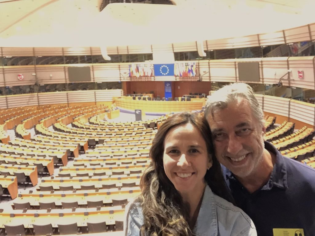 Parlamento Europeu - Bruxelas - Casal Giramundo