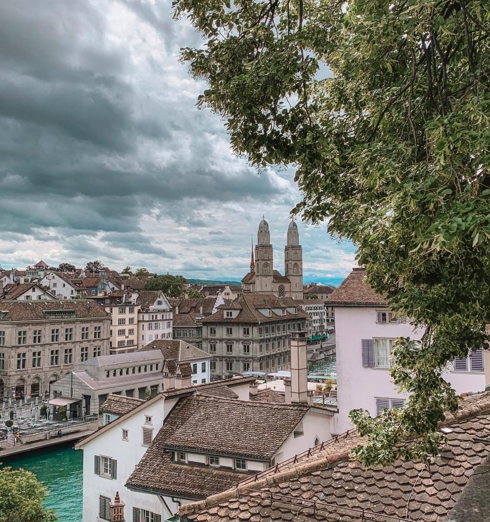 Lindenhof 4 (public domain)